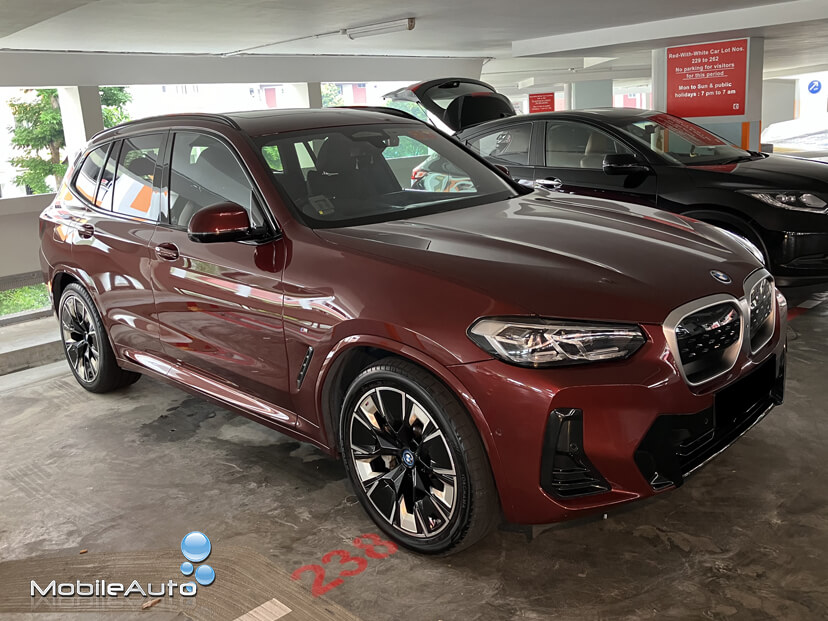 BMW iX3