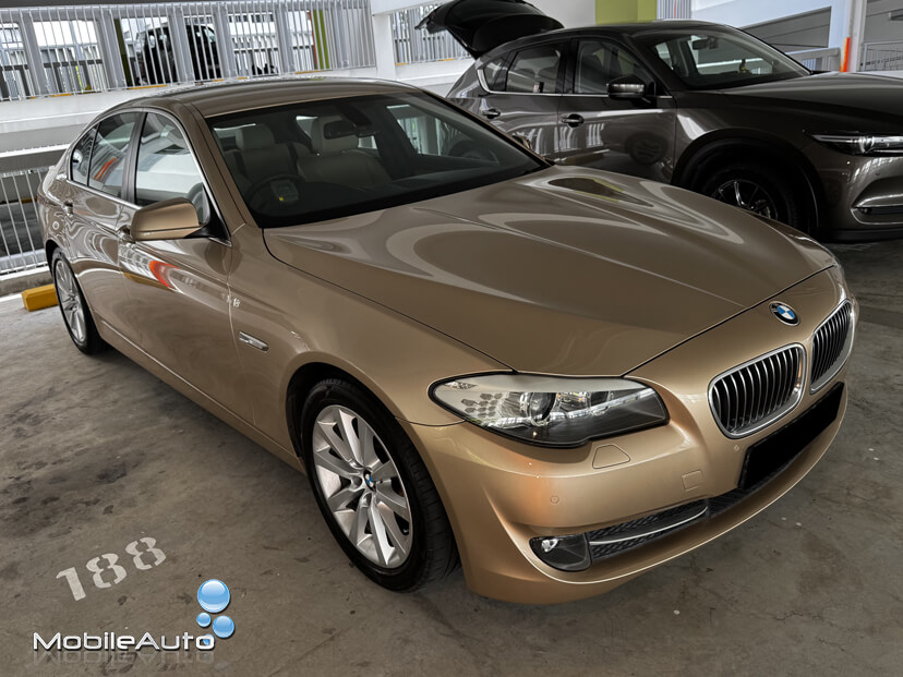 BMW 523i