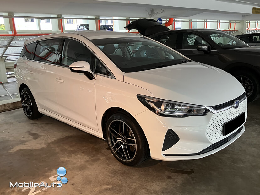 BYD e6
